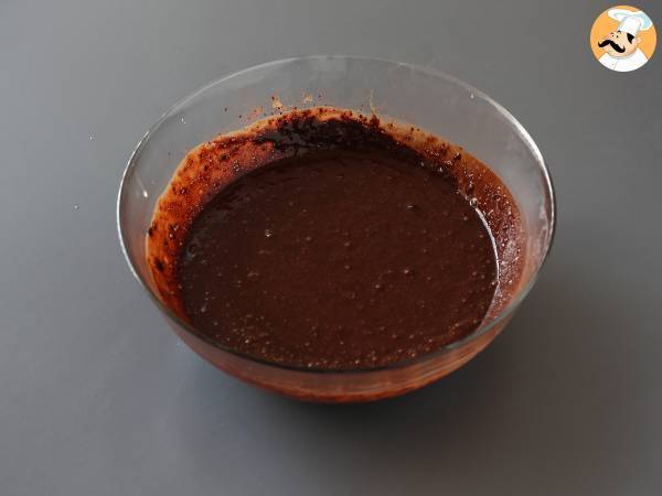 Nega-Maluca-Kuchen mit Brigadeiro-Glasur - Zubereitung Schritt 2