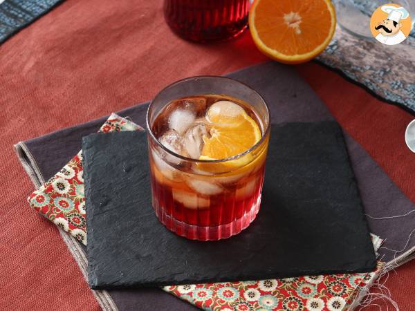 Negroni: das Rezept mit den richtigen Dosen für die Zubereitung zu Hause - Zubereitung Schritt 3
