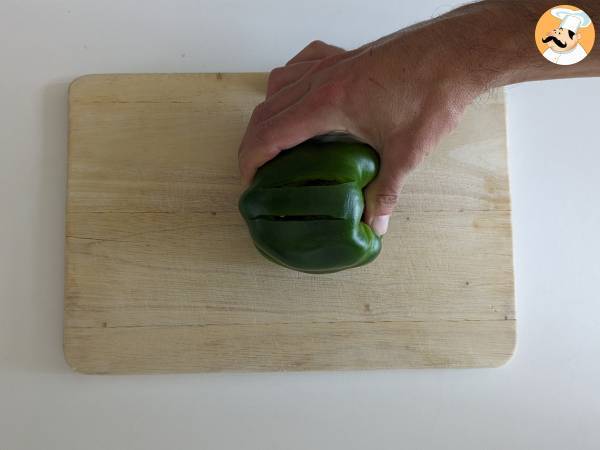 Wie man Paprika in der Mikrowelle häutet - Zubereitung Schritt 1