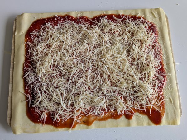 Blätterteigrollen in der Heißluftfritteuse: schnelles und einfaches Rezept - Zubereitung Schritt 4