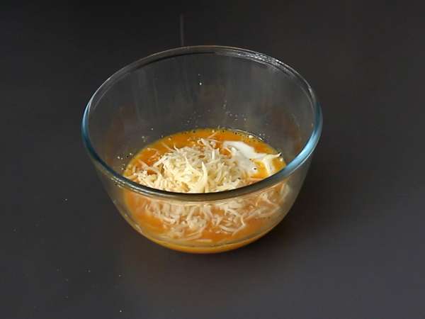 Eine Quiche ohne Teig mit einer Tortilla? Das ist möglich! Ein leichtes Rezept, das perfekt für den Sommer ist! - Zubereitung Schritt 1