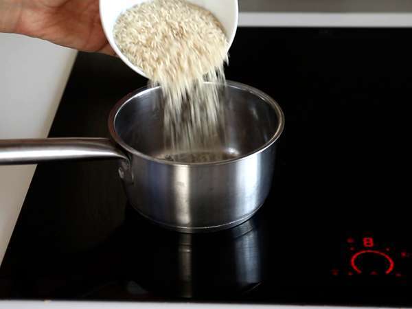 Knuspriger Reissalat mit Lachs, knackig und gut gewürzt! - Zubereitung Schritt 1