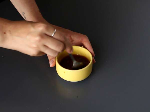 Knuspriger Reissalat mit Lachs, knackig und gut gewürzt! - Zubereitung Schritt 5