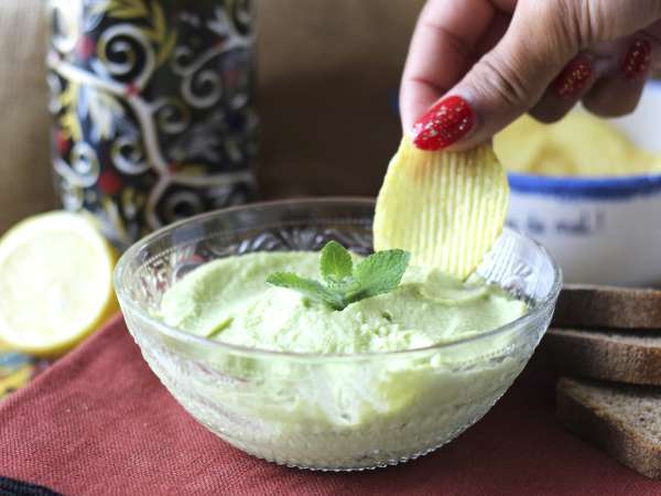 Cremige Avocado-Mayonnaise mit hartgekochtem Ei - ohne rohes Ei - Zubereitung Schritt 4