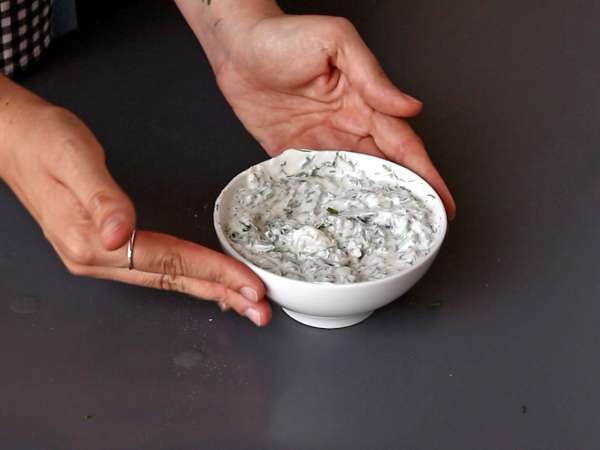 Crispy Gnocchi-Salat, super trendy, lecker und ausgewogen - perfekt für den Sommer! - Zubereitung Schritt 3