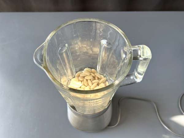 Andalusischer Ajoblanco: die kalte Suppe, die man im Sommer immer will - Zubereitung Schritt 3