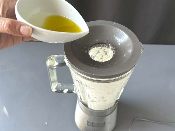 Andalusischer Ajoblanco: die kalte Suppe, die man im Sommer immer will - Zubereitung Schritt 5