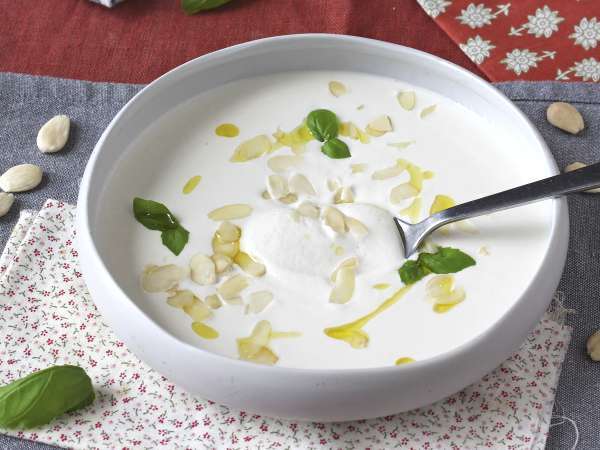 Andalusischer Ajoblanco: die kalte Suppe, die man im Sommer immer will - Zubereitung Schritt 8