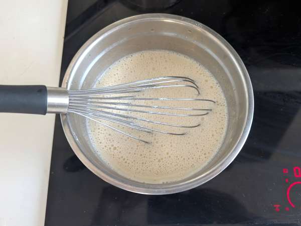 Schnelle und einfache Eiercreme - Zubereitung Schritt 3