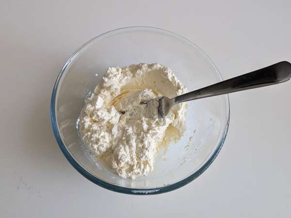 Tortelloni di bresaola gefüllt mit Rucola und Ricotta: lecker und in 10 Minuten fertig! - Zubereitung Schritt 1