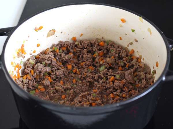 Nudeln mit Bolognese-Soße - tagliatelle al ragù alla bolognese - Zubereitung Schritt 3