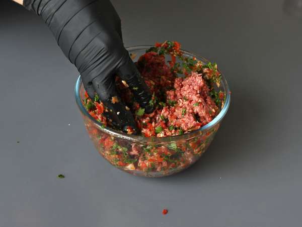 Lavash Kebab-Spieße mit Tortillas, einfach im Airfryer zubereitet! - Zubereitung Schritt 3