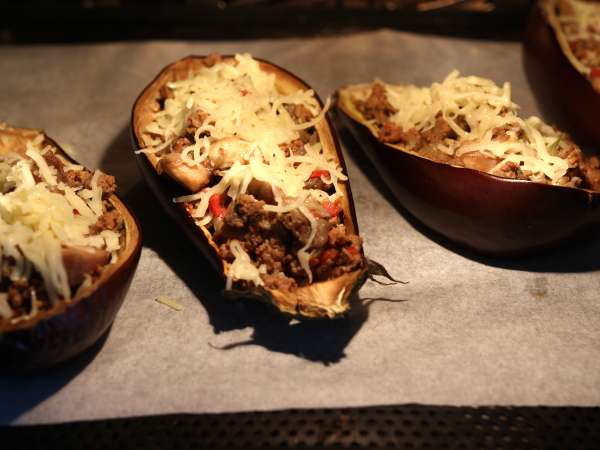 Gefüllte Auberginen mit Mozzarella überbacken - Zubereitung Schritt 8