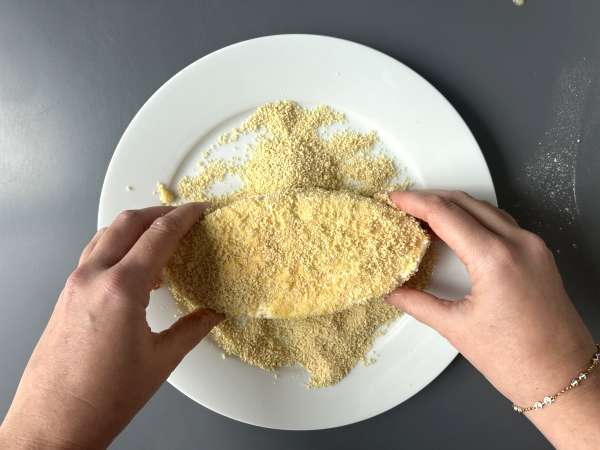 Panierte Götterspeise mit Airfryer-Granulatkartoffeln - Zubereitung Schritt 5