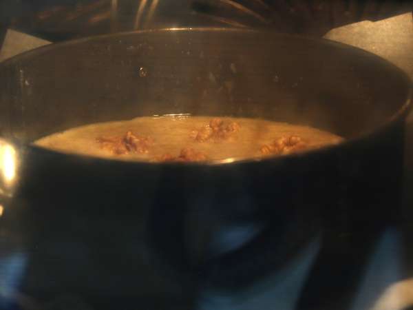 Superleichter Nusskuchen mit nur 4 Zutaten - Zubereitung Schritt 6