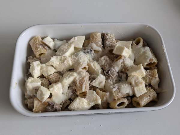 Pasta al forno ai funghi: das perfekte cremige und faserige Rezept für den Herbst - Zubereitung Schritt 8