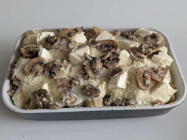 Pasta al forno ai funghi: das perfekte cremige und faserige Rezept für den Herbst - Zubereitung Schritt 9