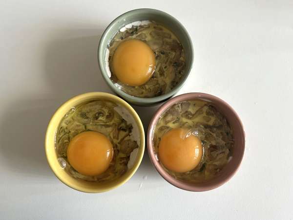 Gekochte Eier mit Pilzen - ein schnelles, aber köstliches Rezept! - Zubereitung Schritt 8