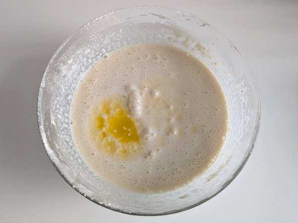 Crespelle mit Ricotta und Pilzen: das perfekte cremige vegetarische Rezept für jede Gelegenheit - Zubereitung Schritt 2