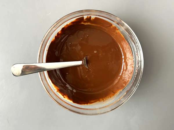 Pistazien- und Mandarinen-Schokoladentafel, die perfekte Süßigkeit für den Winter! - Zubereitung Schritt 4