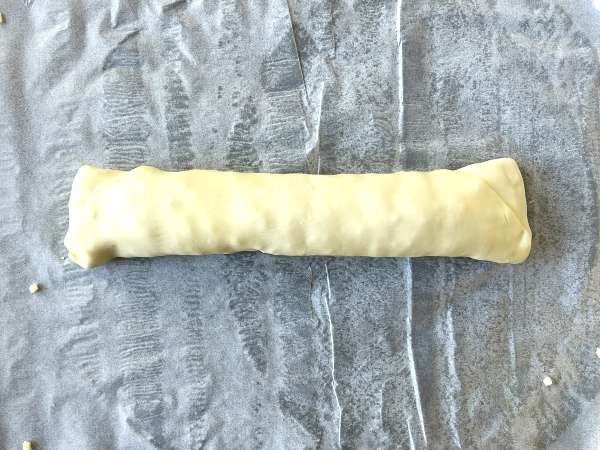 Pesto-Mozzarella-Blätterteiggebäck mit Air Fryer, in 15 Minuten fertig! - Zubereitung Schritt 3