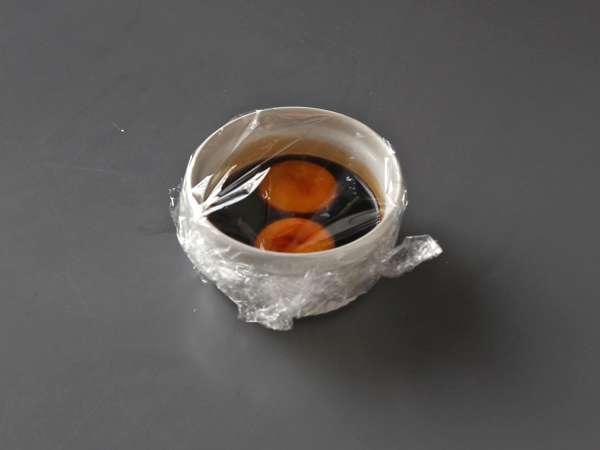 Onigiri mit kandierten Eigelben in Sojasauce - Zubereitung Schritt 1