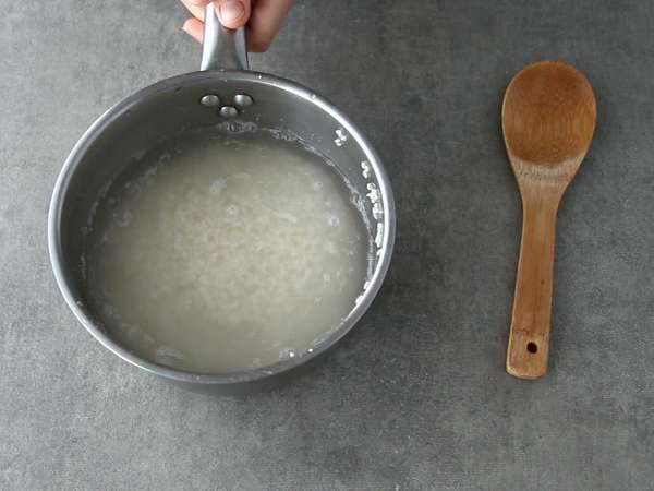 Onigiri mit kandierten Eigelben in Sojasauce - Zubereitung Schritt 2