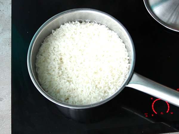 Onigiri mit kandierten Eigelben in Sojasauce - Zubereitung Schritt 3