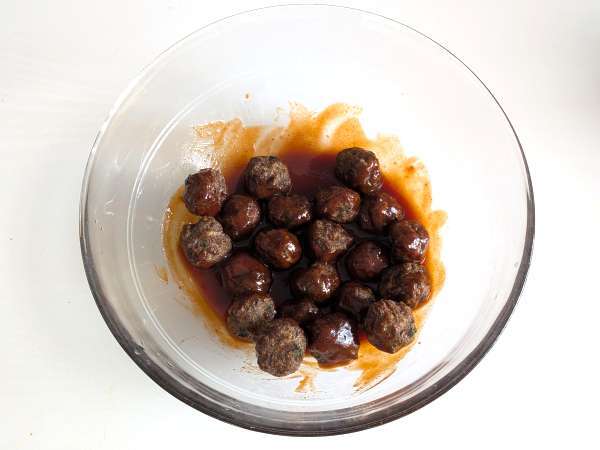 Frikadellen in der Fritteuse mit süß-saurer Barbecue-Sauce: einfaches und leckeres Rezept - Zubereitung Schritt 7