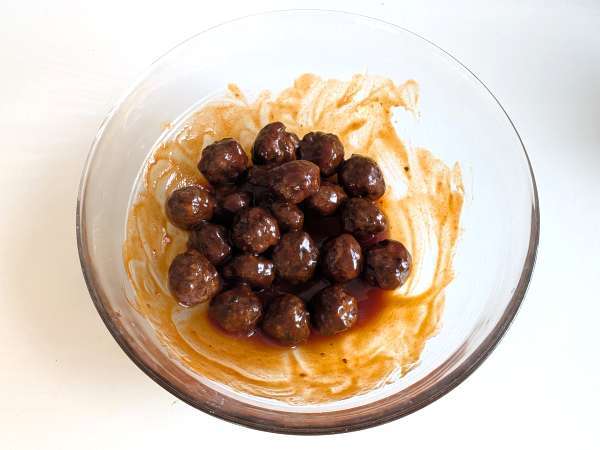 Frikadellen in der Fritteuse mit süß-saurer Barbecue-Sauce: einfaches und leckeres Rezept - Zubereitung Schritt 8