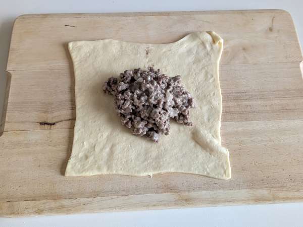 Burgerbrötchen aus der Heißluftfritteuse: ideal für ein schnelles und leckeres Abendessen - Zubereitung Schritt 4