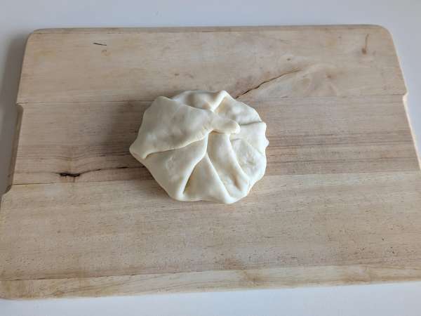 Burgerbrötchen aus der Heißluftfritteuse: ideal für ein schnelles und leckeres Abendessen - Zubereitung Schritt 6