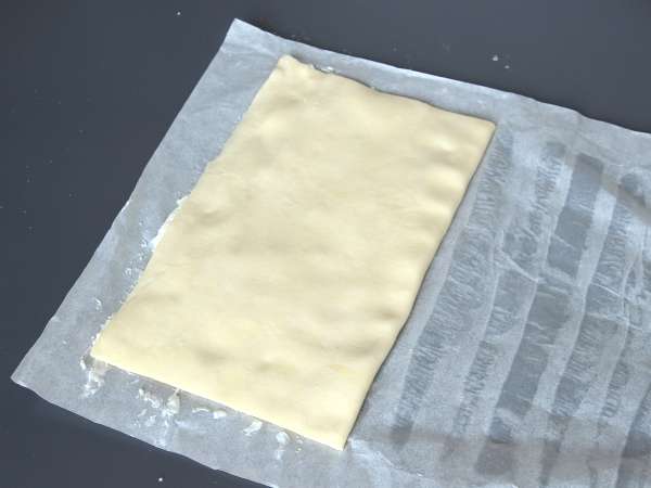 Blätterteig-Käse-Torten mit Airfryer - Zubereitung Schritt 3