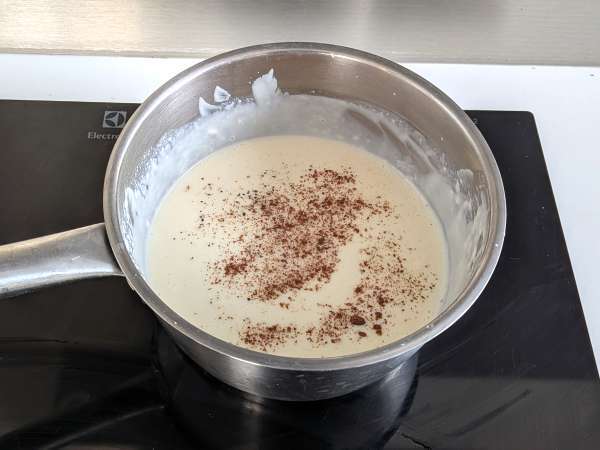 Lachslasagne mit Burrata und cremigen, knusprigen Pistazien - Zubereitung Schritt 4