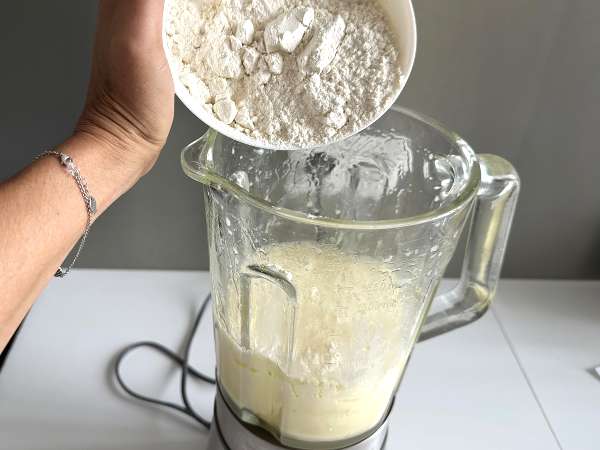 Sardinen-Cake: ein einfaches, saftiges und geschmackvolles Rezept - Zubereitung Schritt 5