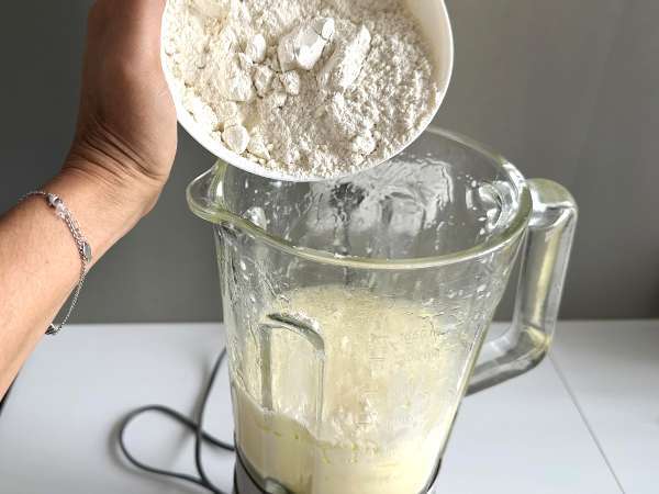 Salzkuchenteig aus dem Mixer: einfach, schnell und ultrafluffig - Zubereitung Schritt 4