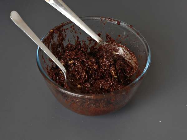 Schokoladenpringles in Sandrosen - Zubereitung Schritt 3