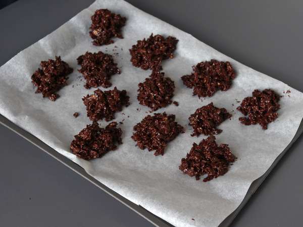 Schokoladenpringles in Sandrosen - Zubereitung Schritt 4