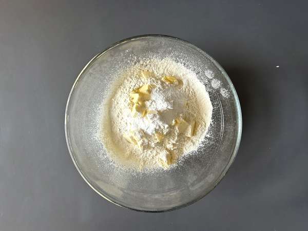 Strawberry Shortcake, der amerikanische Erdbeer-Sahne-Kuchen, der nie versagt - Zubereitung Schritt 2