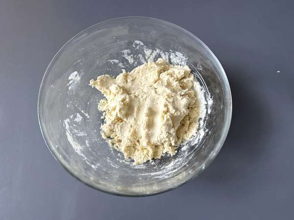 Strawberry Shortcake, der amerikanische Erdbeer-Sahne-Kuchen, der nie versagt - Zubereitung Schritt 3