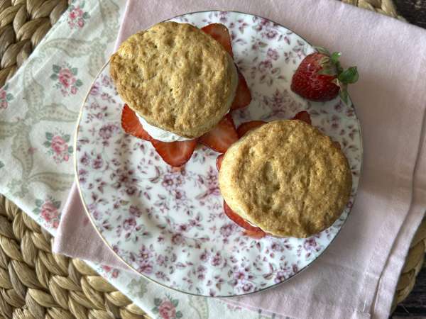 Strawberry Shortcake, der amerikanische Erdbeer-Sahne-Kuchen, der nie versagt - Zubereitung Schritt 10