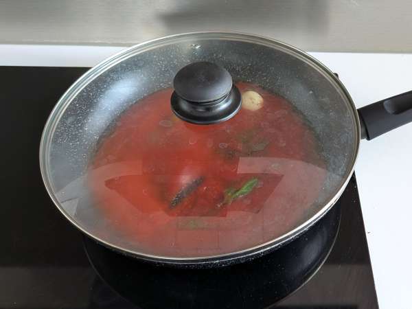 Nudeln mit Stracciatella und cremiger Tomate: der erste Gang ist in 10 Minuten fertig - Zubereitung Schritt 2