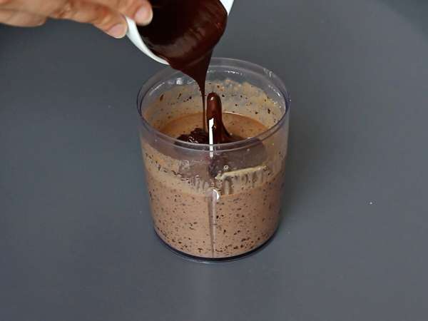 Protein-Schokoladenfondant: Das einfach zuzubereitende Rezept mit Molke - Zubereitung Schritt 2