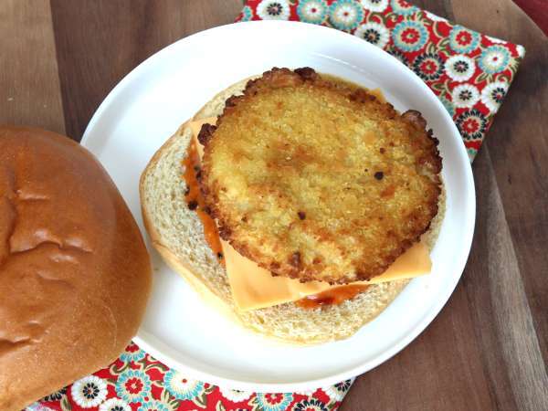 Hähnchen-Burger nach koreanischer Art: knusprig, würzig und ein absoluter Genuss - Zubereitung Schritt 5