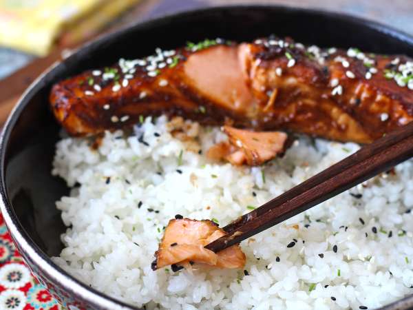 Miso-Lachs aus dem Ofen : einfaches Rezept mit Mirin und Sake - Zubereitung Schritt 6