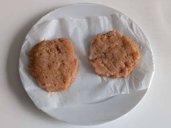 Hähnchen-Patties aus dem Airfryer : saftig und einfach - Zubereitung Schritt 6