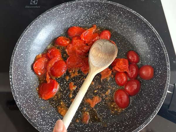 Spaghetti mit Sardinen aus der Dose in 15 Minuten - Zubereitung Schritt 4