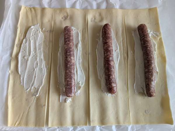 Wurst-Käse-Häppchen aus der Heißluftfritteuse - Zubereitung Schritt 4