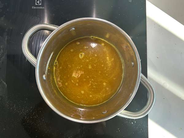 Curry mit roten Linsen und Kokosmilch: ein einfaches und cremiges Rezept - Zubereitung Schritt 4