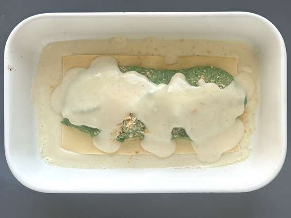 Vegetarische Lasagne mit Spinat und Tofu aus dem Airfryer - Zubereitung Schritt 7